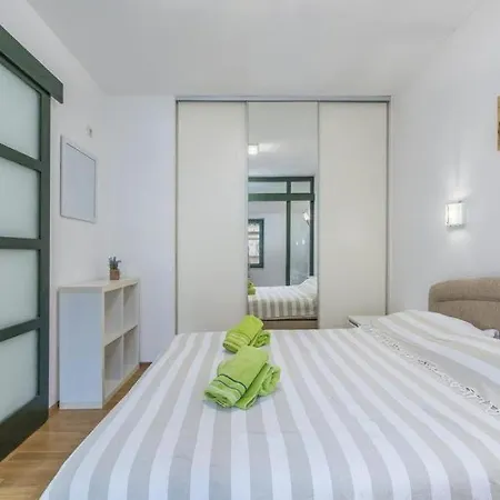 Matea 3* Novigrad Istria