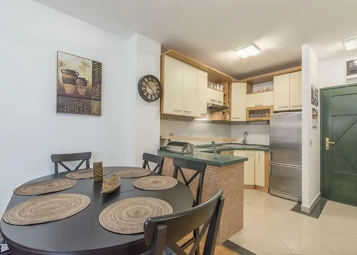 Πανσιόν Matea 3*